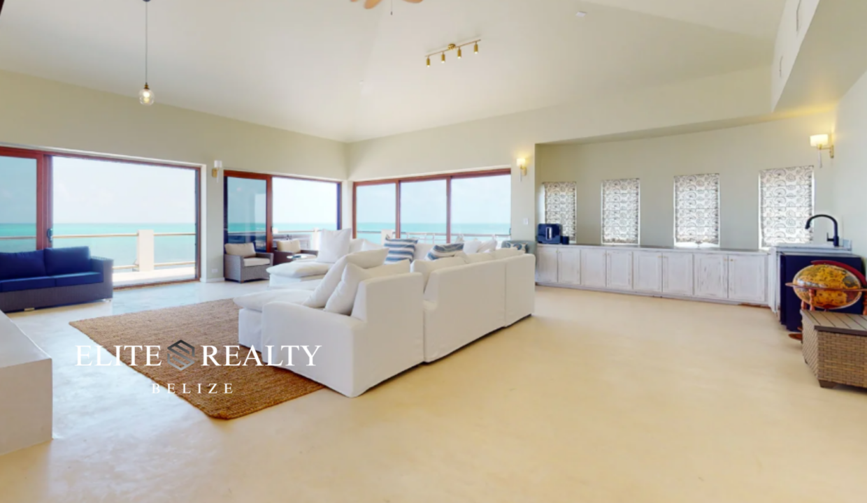 Luxurious Oceanfront Penthouse (20)