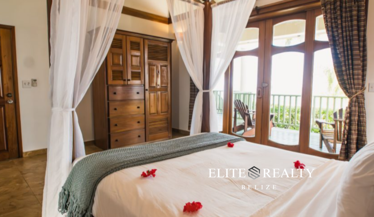 Hopkin Bay - Beachfront Villa for Sale (11)