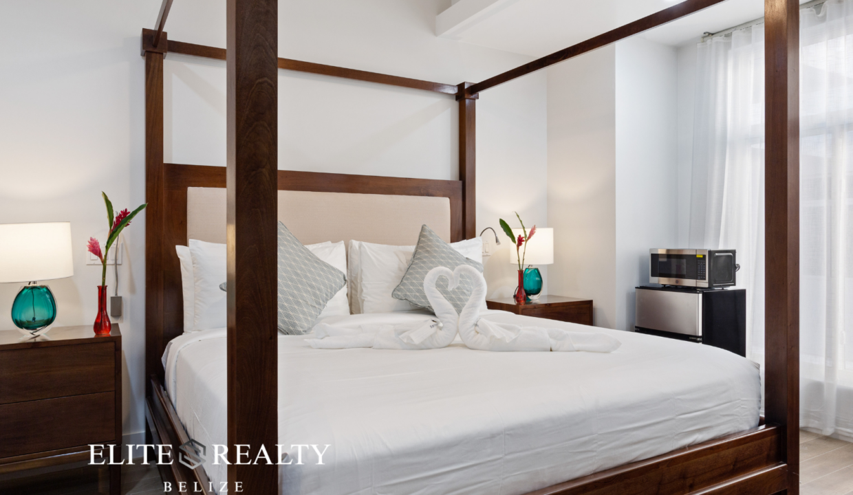 ROYAL KAHAL – One bedroom Beachfront Suite – Compass Premier Reality (4)