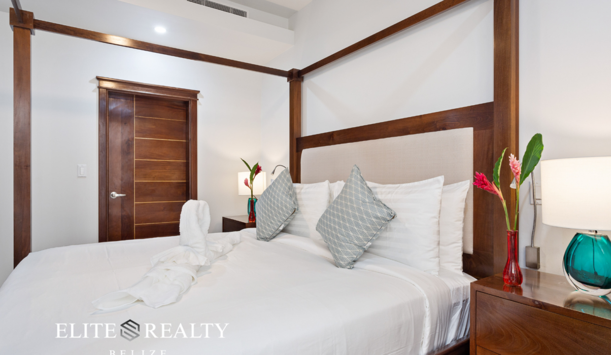 ROYAL KAHAL – One bedroom Beachfront Suite – Compass Premier Reality (6)