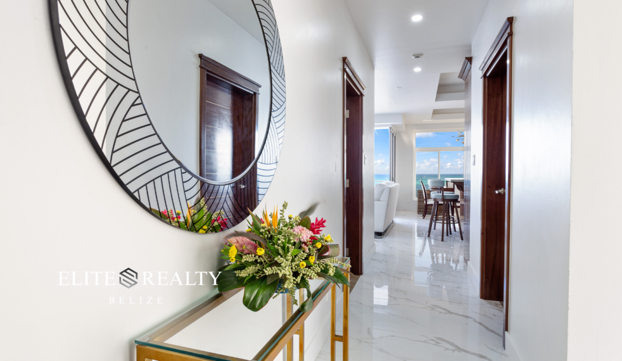 ROYAL KAHAL – One bedroom Beachfront Suite – Compass Premier Reality (9)