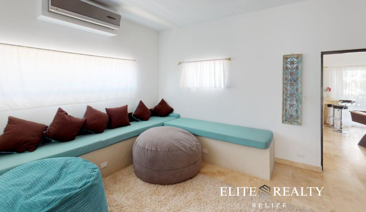 Cozy Lounge Area With Built In Seating In Playa Villa 2 Luxury Waterfront Villa San Pedro Ambergris Caye Belize