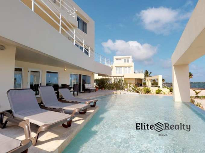 Private pool at Playa Villa 2 luxury waterfront villa San Pedro Ambergris Caye Belize