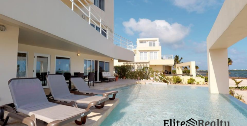 Private pool at Playa Villa 2 luxury waterfront villa San Pedro Ambergris Caye Belize