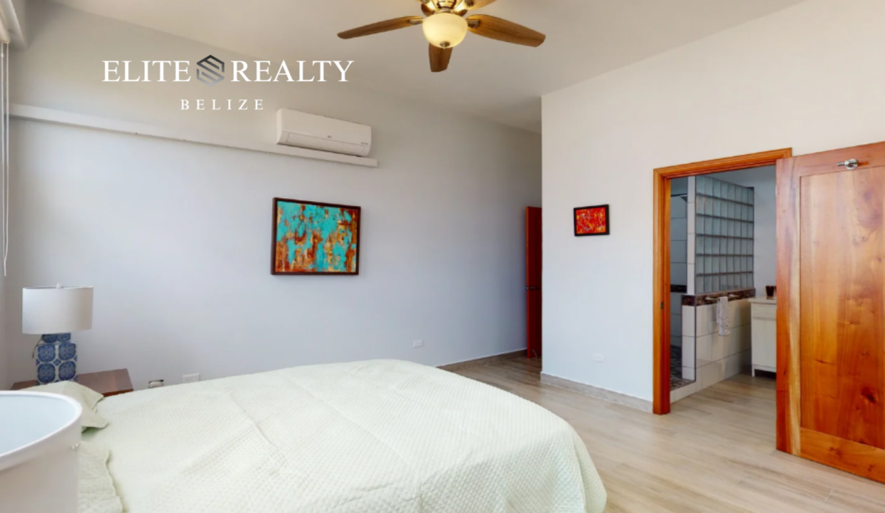 Spacious Master Bedroom With Ensuite Bathroom In Ambergris Caye Belize