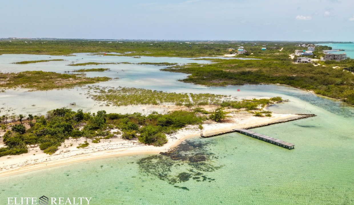 Secret Beach - Beachfront property for sale 12