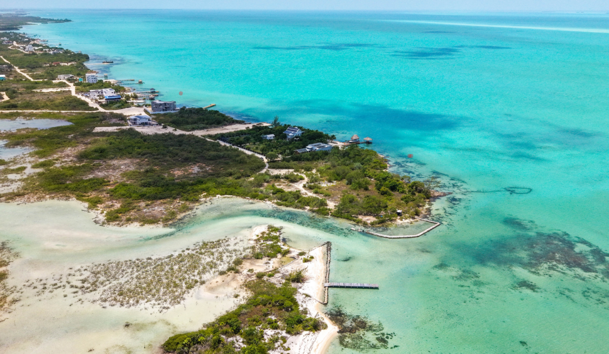 Secret Beach - Beachfront property for sale 15