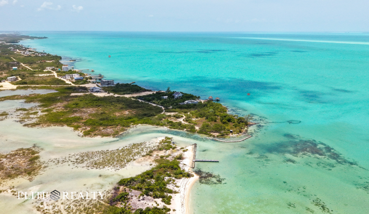 Secret Beach - Beachfront property for sale 16