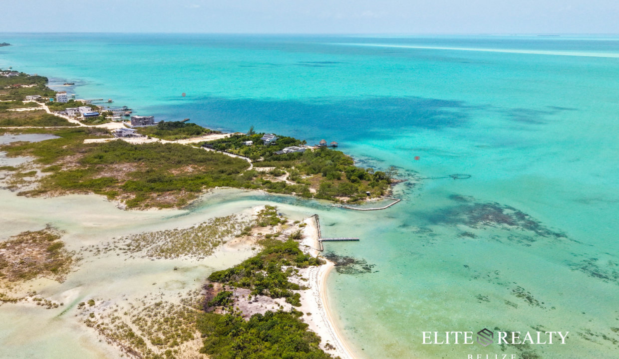Secret Beach - Beachfront property for sale 17